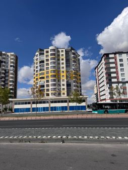 Serkentte Cadde Üzeri Satılık Lüx 4+1 Daire