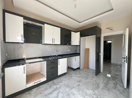 Ciplaklı 2+1 Ayri Mutfak Satilik Daire