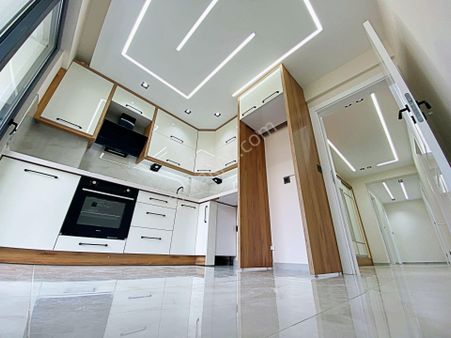 🌀gültaş Emlaktan Akçay Altınkumda Satılık 3+1 Ebeveyn Banyolu Otoparklı Daire