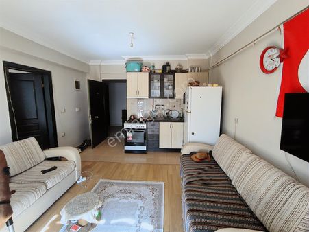 Kartepe Uzunçiftlik Mh.sudex Dorukkent'te Acil Satılık 1+1 Daire