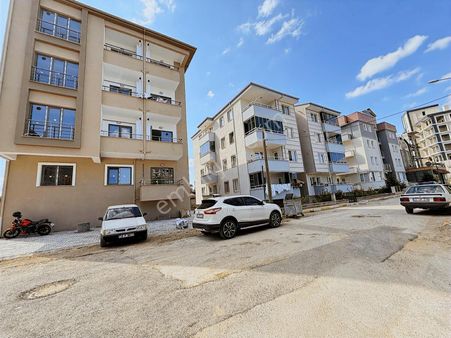 Gaziosmapaşa Mh Satılık 1+1 Arakat Daire