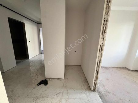 Kurtuluş Mahallesi Kavurmacı Sokak Yakınında Satılık 2+1