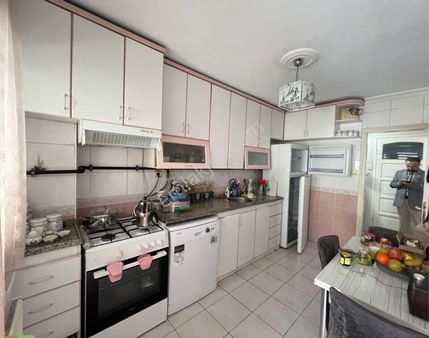 Maliyecilerde Nezih Site İçi Otoparklı 3+1 Geniş Ferah Satılık