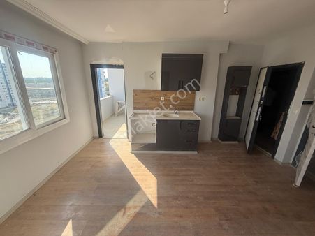 Çarkıpare’de Stadyum Yanında 2+1 A.mutfak Köşe Daire