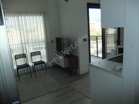 Emlak Buraya İzmir Buca North City Eşyalı 1+1 Satılık Daire