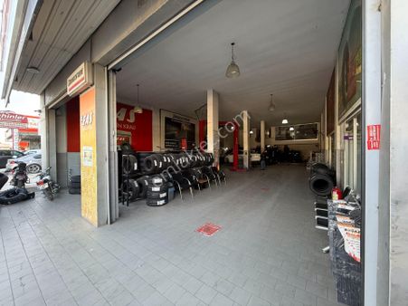 E5 Üzeri 1000 M2 Kapalı Alana Sahip 2 Katlı Kiralık İşyeri