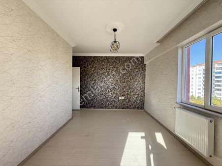 Ayalp'ten Burakta Masrafsız Park Cepheli 3+1