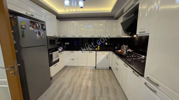 Ra Gayrimenkul Atatürk Mh Site İçerisinde Satılık Ferah Daire