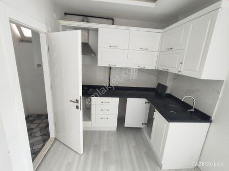 Cazip'ten Eski Diş Hast. Yakını 1+1+kilerli Cam Balkonlu Daire