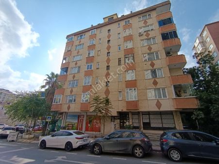 Gösteri Merkezine Yakın Açık Otoparklı Asansörlü 3+1 110 M² Net