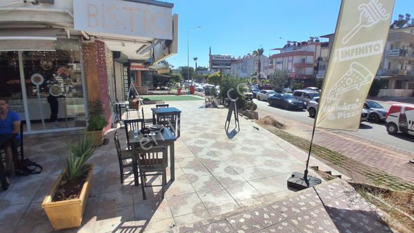 Konyaaltı Arapsuyu Mh'de Ana Cadde Üstü Çok İşlek Lokasyonda