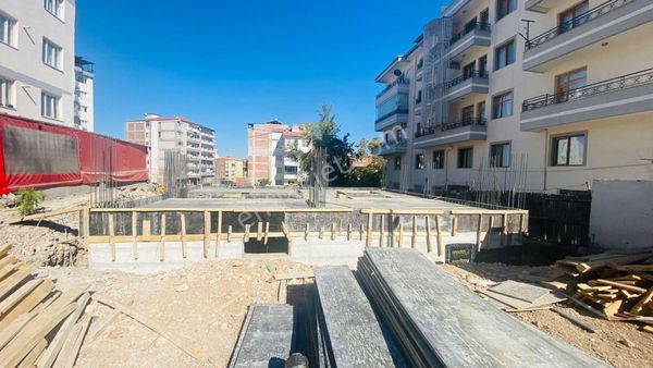 Hacı Abdi Mahallesinde Temelden Satılık Araç Takaslı 1+1 Süper Lüks Daireler