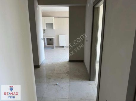 Trabzon Caddesi Üzerinde Kiralık Sıfır 2+1