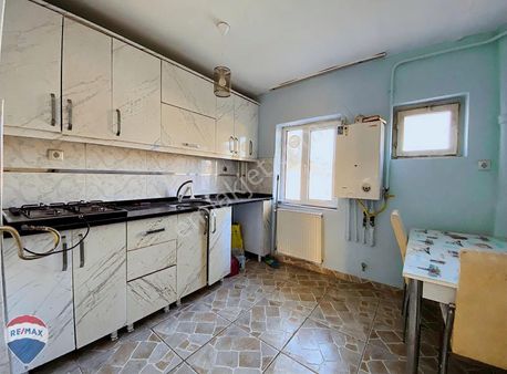 Remax Mavi'den Ozanlar'da Kiralık 2+1 Daire
