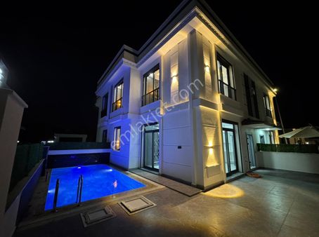 Didim Çamlık Mah.müstakil Havuzlu 3+1 Sıfır Villa