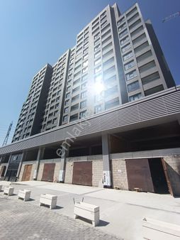 Cumhuriyet Mahallesi Ap İst Port'ta 1+1 Satılık Daire