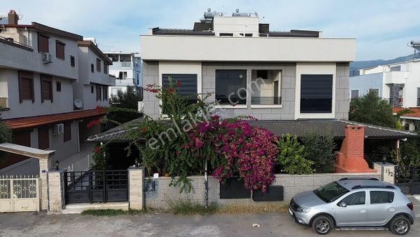 Rota Emlak'tan Gümüldürde Denize 150m Mesafede Satılık 3+1 Villa