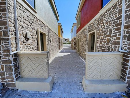 Dağlı Gayrimenkul'den Alaçatı Modeli Modern&lüks 1+1 Daire