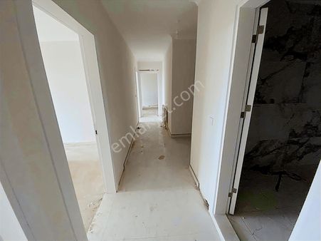 Dağlı Gayrimenkul'den Sıfır 125m2 2+1 Geniş Ve Büyük Daire