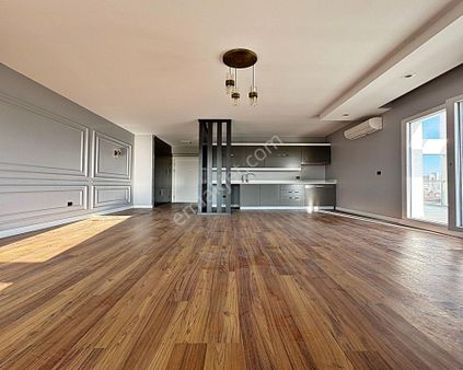 Soft Yapı'dan Site İçerisinde Geniş Metrobüse Yürüme Satılık Daire