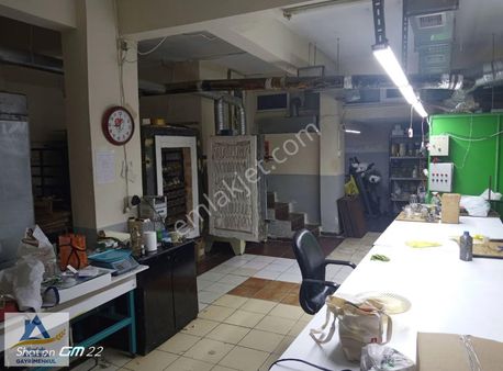 Halkalı İstasyon Mahallesinde Satılık Dükkan