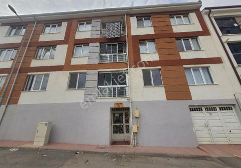 Krunıtyden 71evler Mahallesi Kafkas Caddesinde 2+1 Satılık Daire