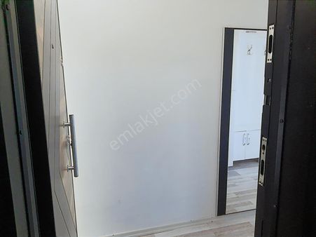 Kristal Unıty'den Şehir Hastanesi Yakını 2+0 Kiralık Daire