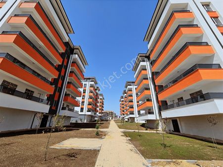 Kr Unıty'den 71evler Mahallesi Site İçerisinde Satılık 2+1 Daire