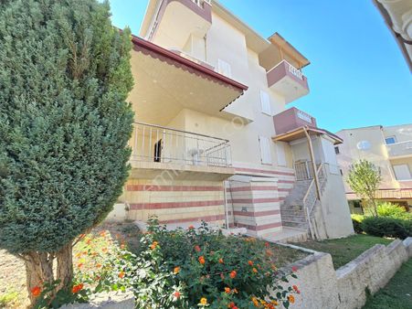 Kuşadası Karaova Mah Satılık 5+1 Villa