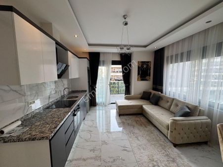 Alanya Kargıcakta Arakat Eşyalı Deniz Manzaralı Satılık 1+1 Daire