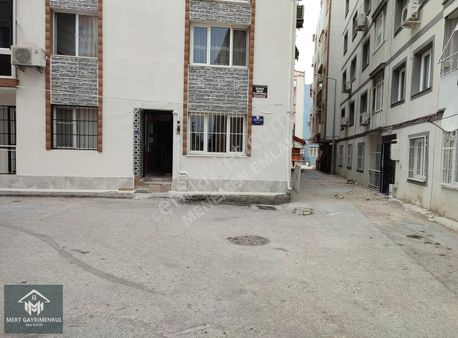 Esatpaşa'da İzban Yakını Liseyolunda Satılık 3+1 100m2 Daire