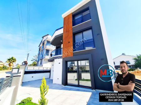 Didimde Satılık 3+1 Sıfır Müstakil Bahçeli Tripleks Geniş Villa !