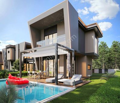 Kuşadası Denize Çok Yakın Vade Seçeneği İle Villalar