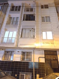 İstanbul Esenler Tuna Mahallesinde Satılık Full Yapılı Yüksek Giriş 2+1 Daire