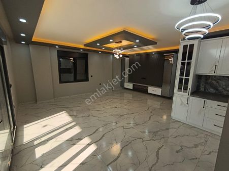 Taş Emlak'tan Mükemmel Mimarili Sıfır Villa