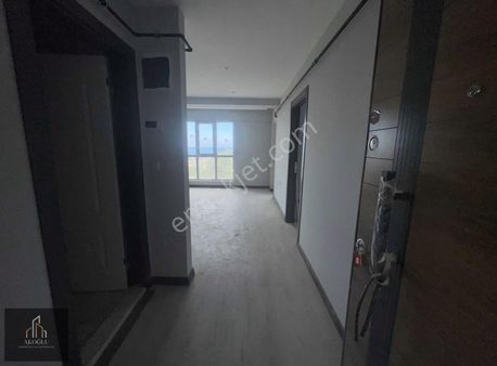 Atakum Devlet Hastanesine Yakın Deniz Manzaralı Satılık 1+1