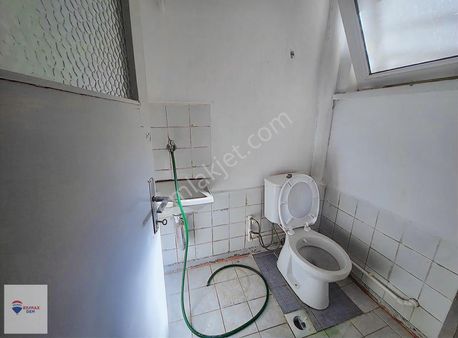 Remax'den Arslanlı Mahallesinde ,merkezi Konumda Kiralık Daire