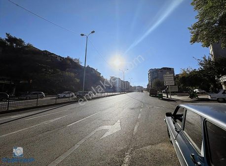 Binevler Turyaptan Şekerdere Ana Cadde Üzeri Komple Satılık Bina