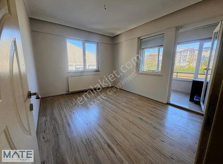 Atatürk Bulvarı Üzerinde 3+1 Geniş Balkonlu Kiralık Daire