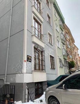 Handan Karasu Gayrimenkul'den Fırsat Çekmeköy'de 2+1 Daire