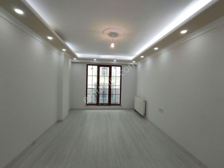 Esenyurt Akçaburgaz Mah Sıfır 150,m2-4+2- Dublex Daire