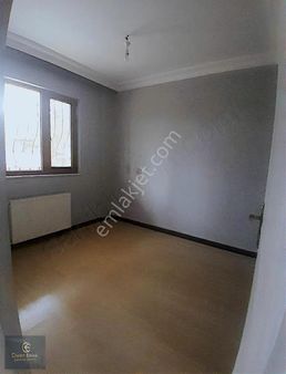 Cağaloğluna 150 Metre Kiralık 3+1 Daire