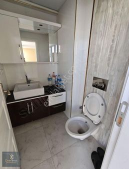 Civandan Derebahce Merkezde Genis 3+1