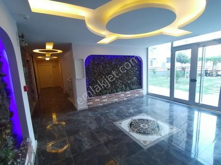 Çarkıparede Hanzade Arkası Hasarsız İskanlı Doğalgazlı 3+1 Daire