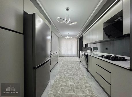 Burak'tan Hastane Yak. Kilerli K.garajlı 195m2 G.odalı Eşsiz 4+1