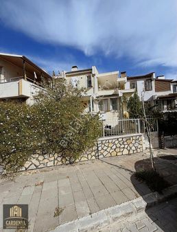 Yenikent'te Satılık Villa