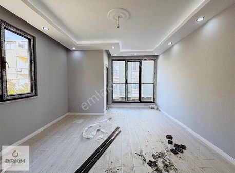 Darıca Bağlarbaşı Mah Sahile Yakın 2+1 95m2 Lüx Arakat Daire