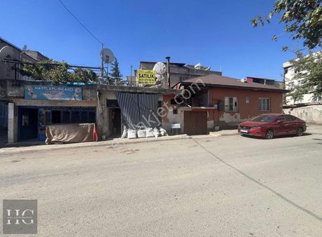 Has Gayrimenkul ' Den Satılık Müstakil Ev + 2 Bağımsız Dükkan