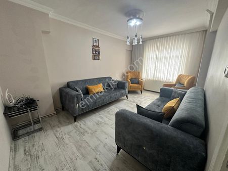 Üç Kardeşler'den 50.yıl Mh 2+1 Masrafsız Kapalı Pazarın Yanı 110m2 Fırsat Daire