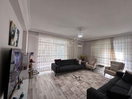 İdamax ' Tan Yayla Mahallesinde Geniş 3+1 Bakımlı Daire